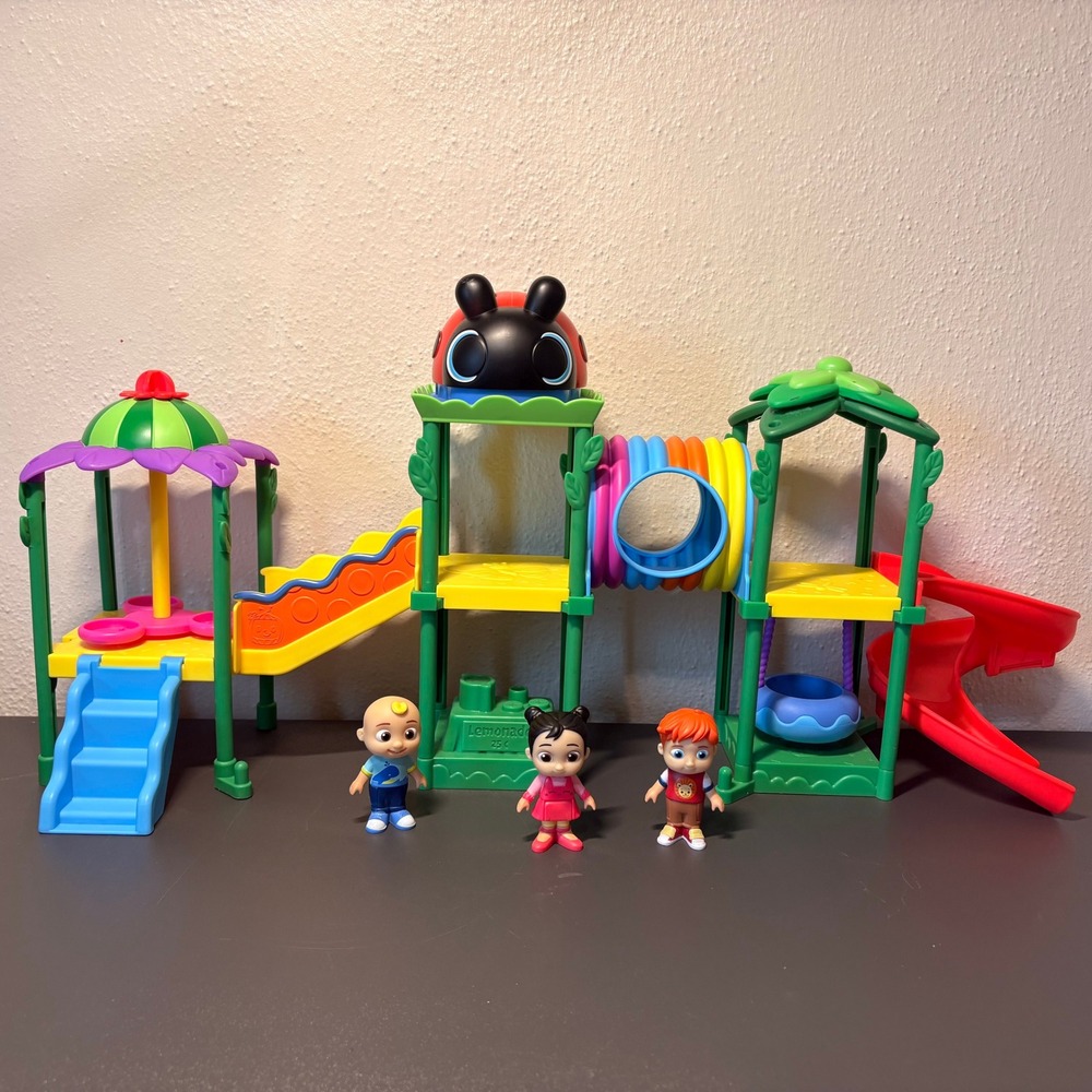 Cocomelon Deluxe Clubhouse Playset Kids One Size Multicolor Excellent Figures
